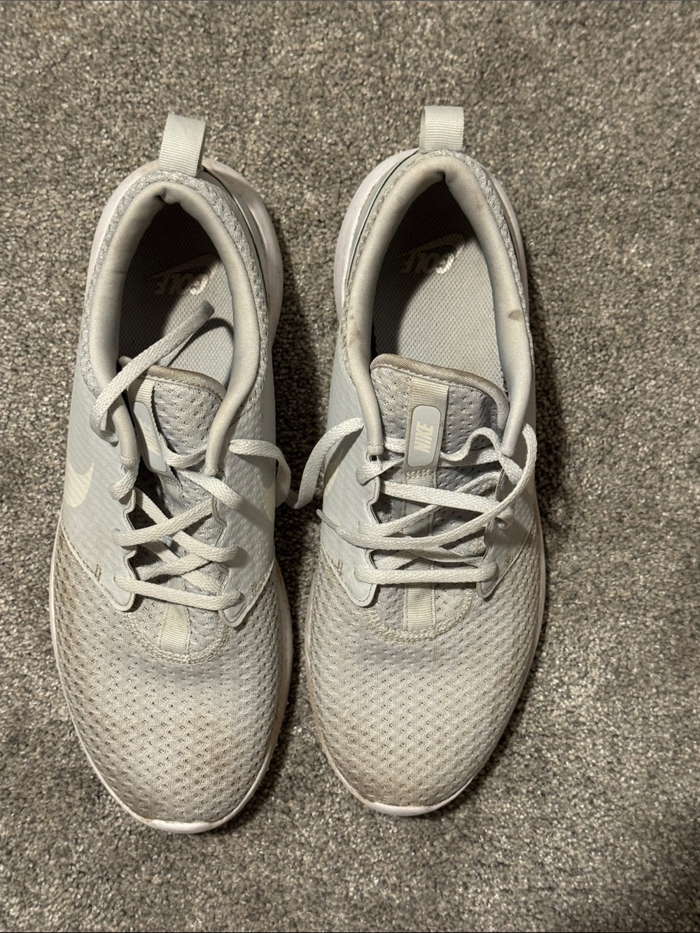 Nike Light Gray and White - Golf Shoes - Picture 2 of 5
